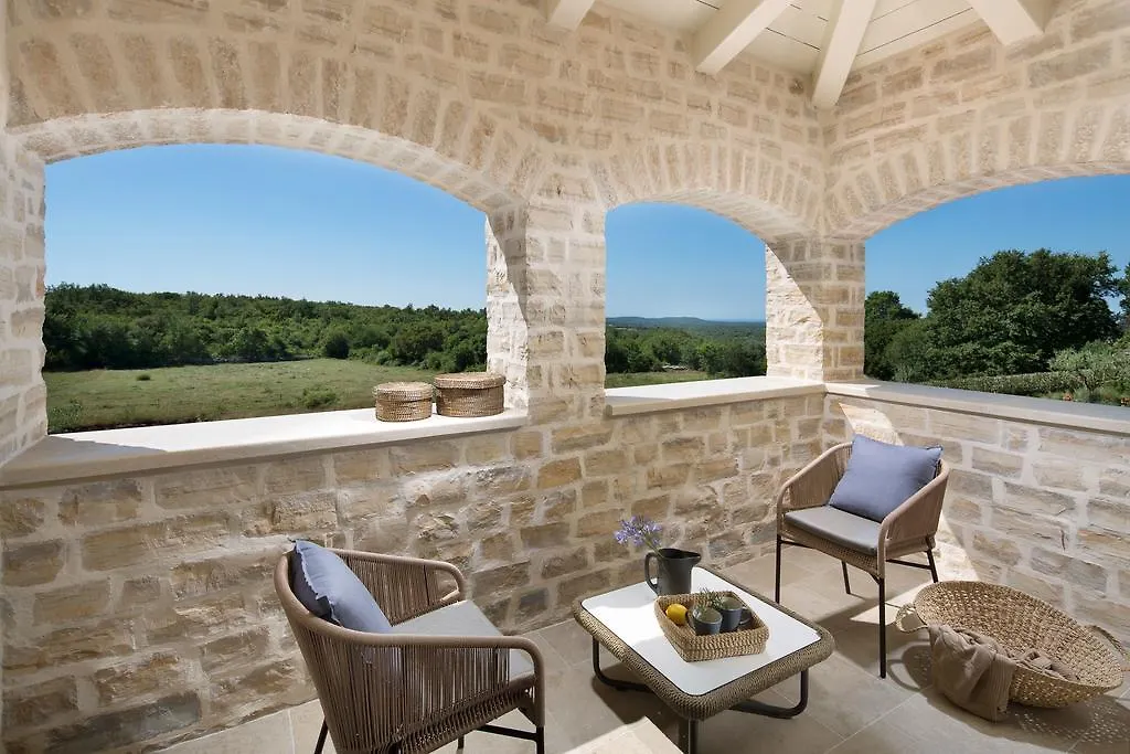 Ladici Villa Nevia קרואטיה